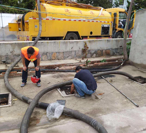 安源清理沉淀池时必须做好安全防范措施